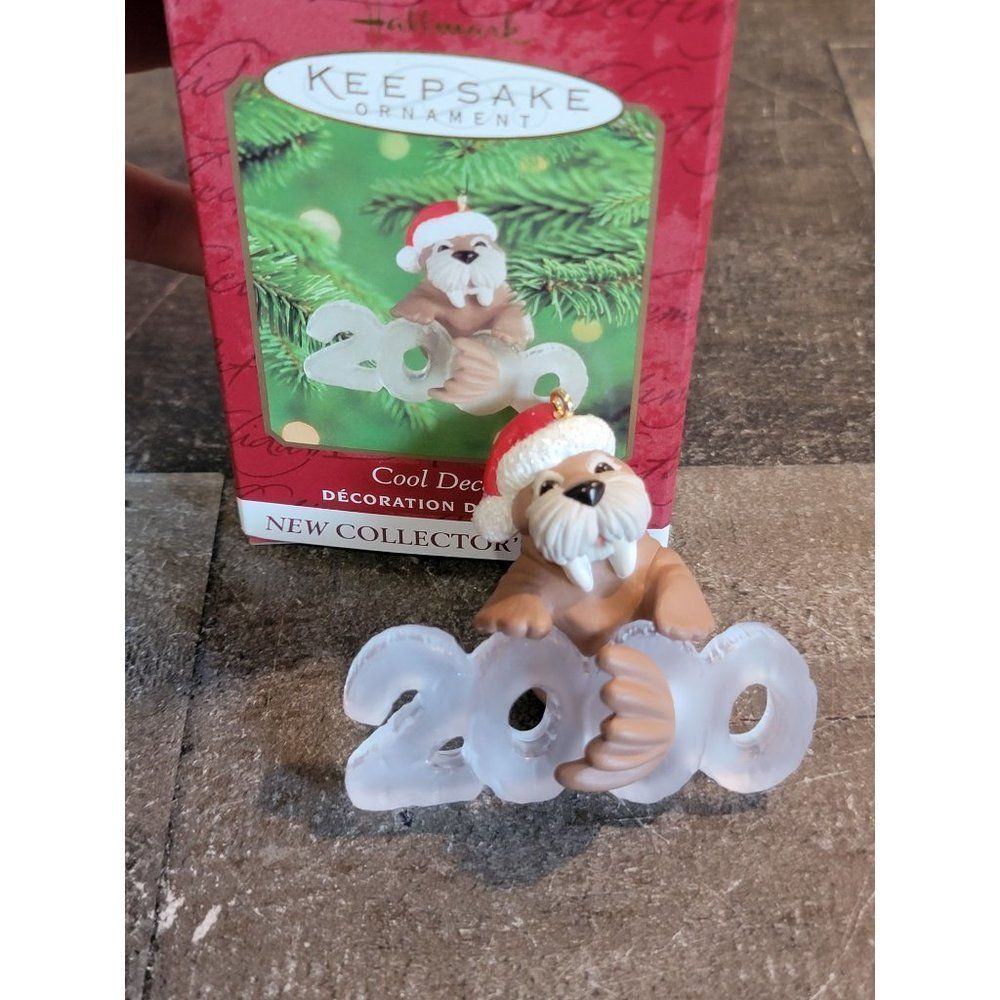 Hallmark 2000 cool decade ornament Xmas Decor walrus